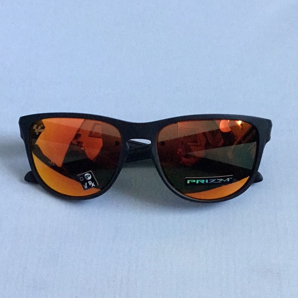 OAKLEY MOTTO GP PRIZM COLLECTION. - Picture 2 of 7